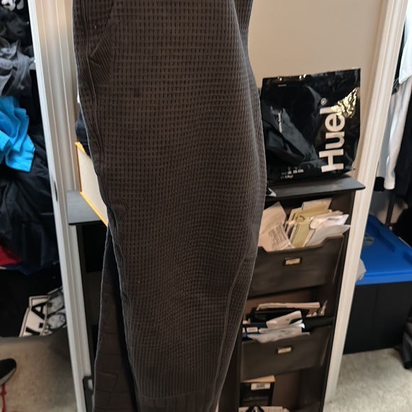 Used once washed then put away nike pants really nice - Picture 2 of 4